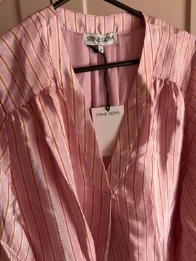 BNWT Stine Goya dress, shiny pink stripe